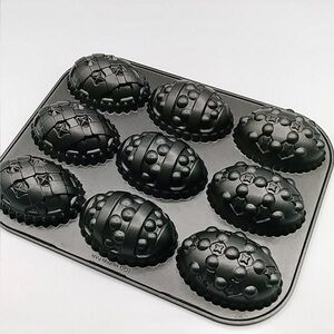 🐰HP! EASTER EGG Nordic Ware Muffin Pan. Easter Egg Design.